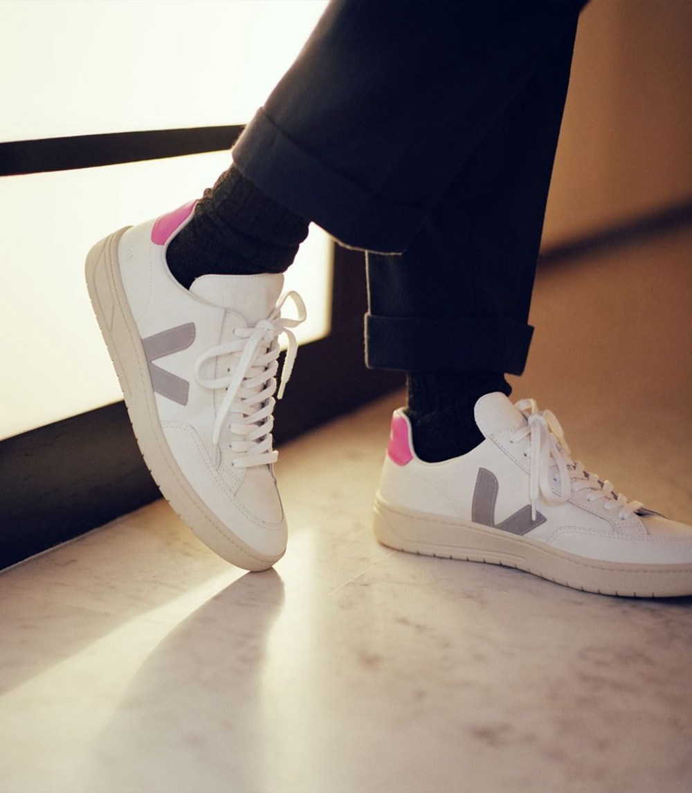 Veja Trainers Womens White - V-12 Leather - XYTR-69842